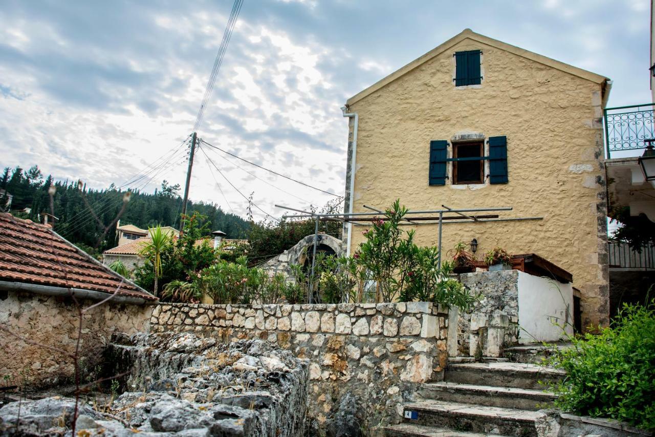 Nostos Residence - Apartment Terra Tselendata Bagian luar foto